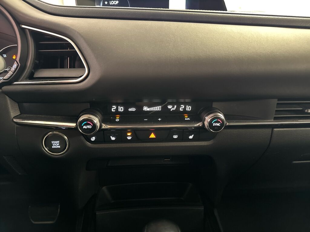 Mazda CX-30 2020 Punainen