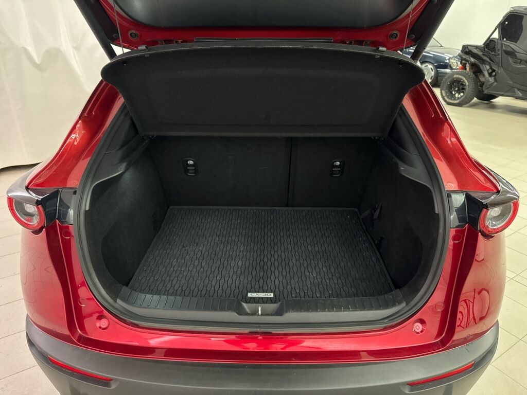 Mazda CX-30 2020 Punainen
