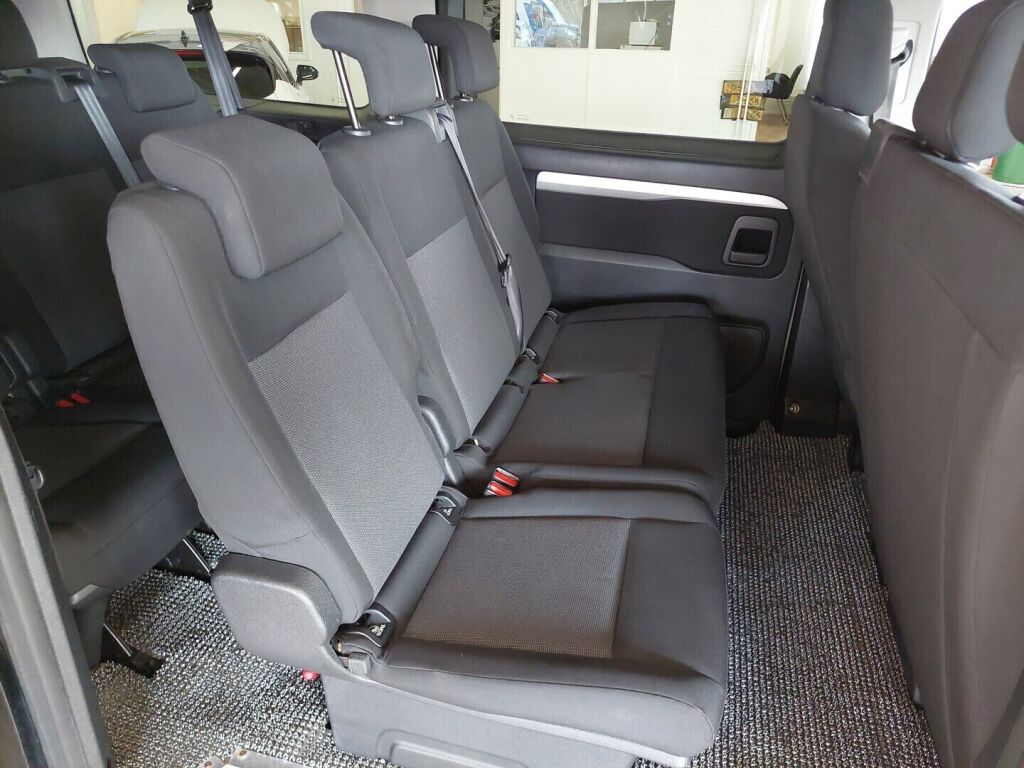 Toyota Proace Verso 2019 Musta
