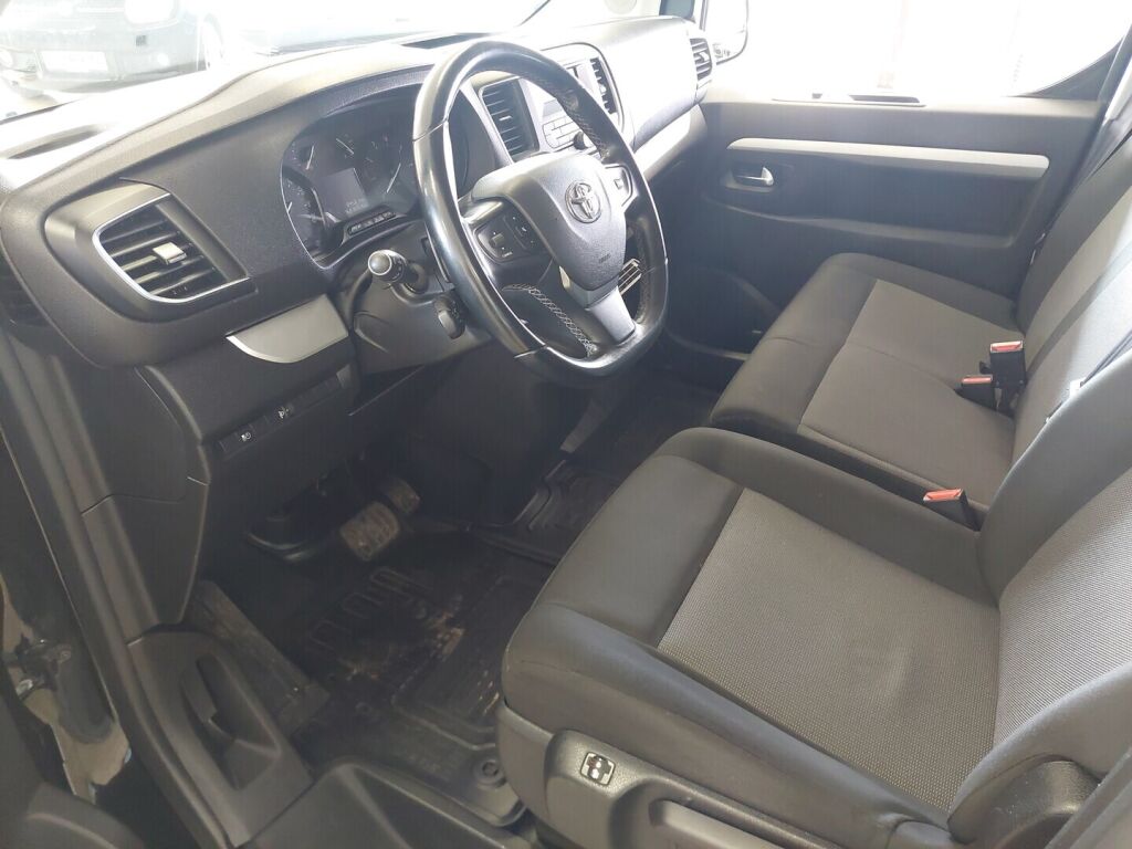 Toyota Proace Verso 2019 Musta