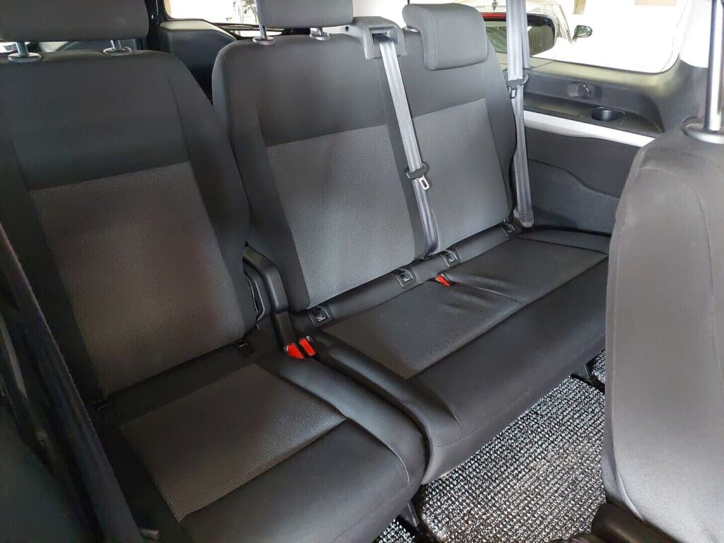 Toyota Proace Verso 2019 Musta