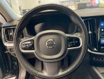Volvo V60 2019 Musta
