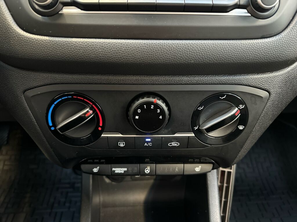 Hyundai i20 Hatchback 2020 Valkoinen