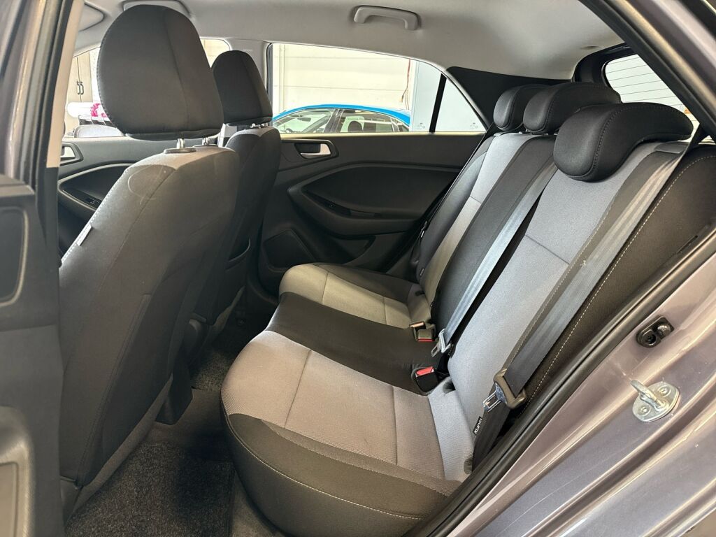 Hyundai i20 Active Cross 2019 Harmaa