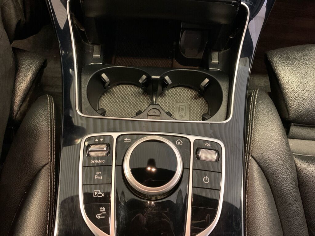 Mercedes-Benz C 2019 Harmaa