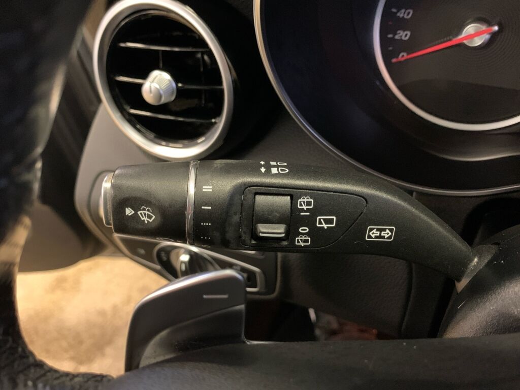 Mercedes-Benz C 2019 Harmaa