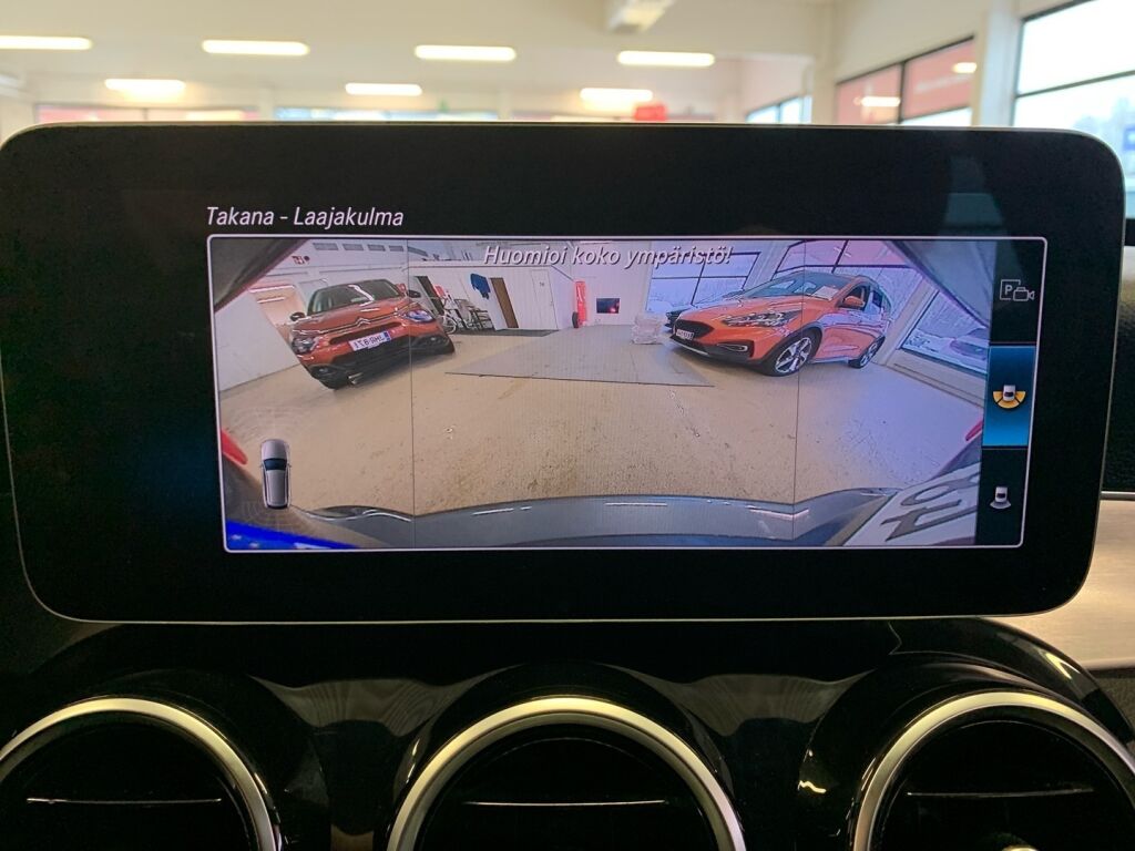 Mercedes-Benz C 2019 Harmaa