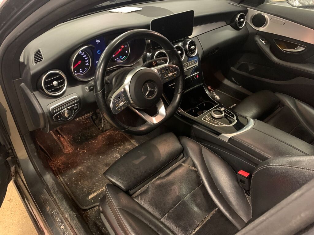 Mercedes-Benz C 2019 Harmaa