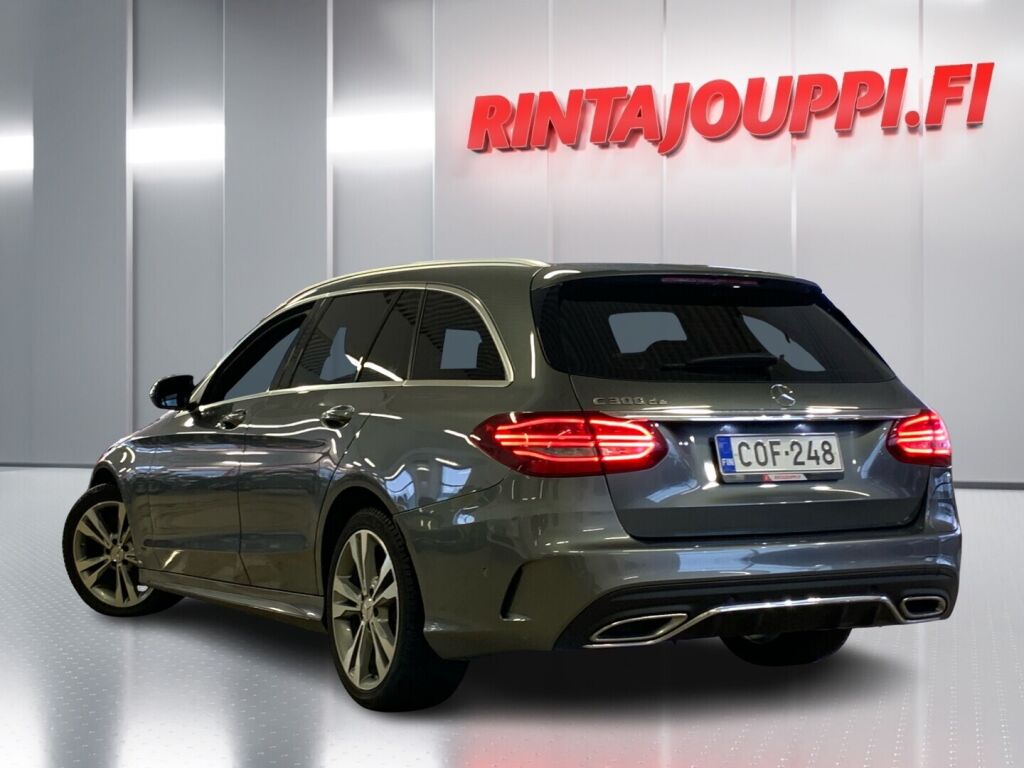 Mercedes-Benz C 2019 Harmaa