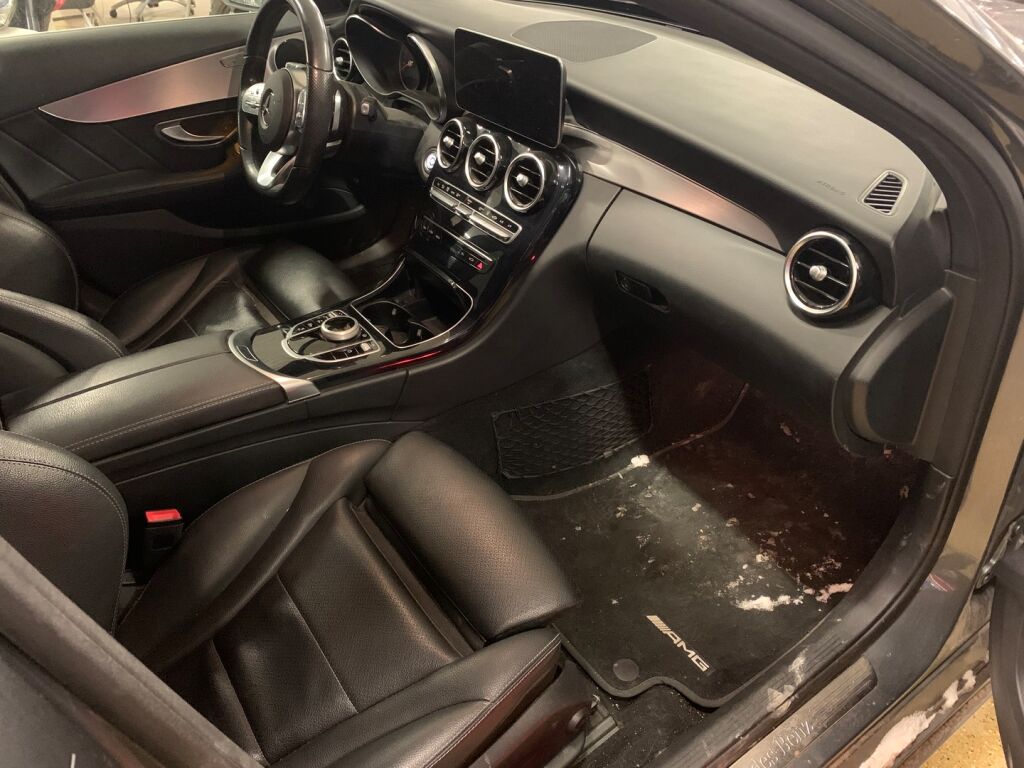 Mercedes-Benz C 2019 Harmaa