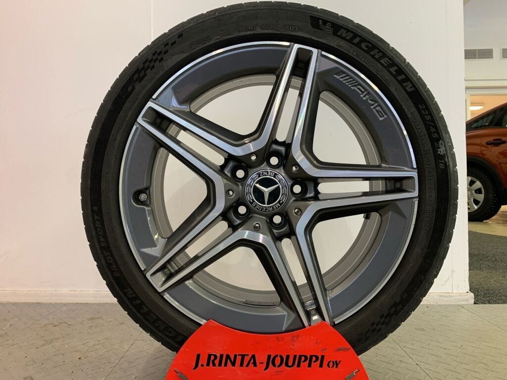 Mercedes-Benz C 2019 Harmaa