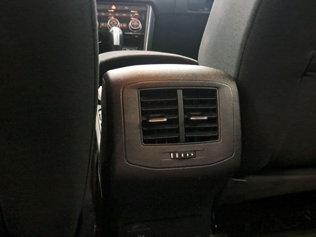 Volkswagen T-Roc 2019 Harmaa