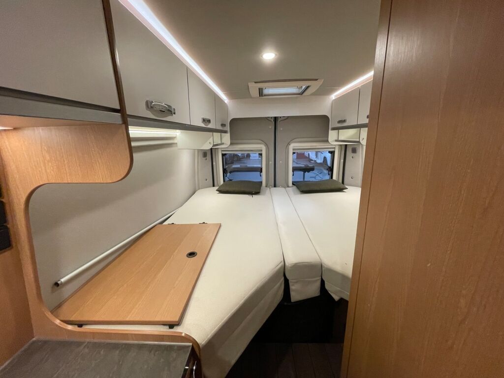 Weinsberg Carabus 600 ME 2020 Valkoinen