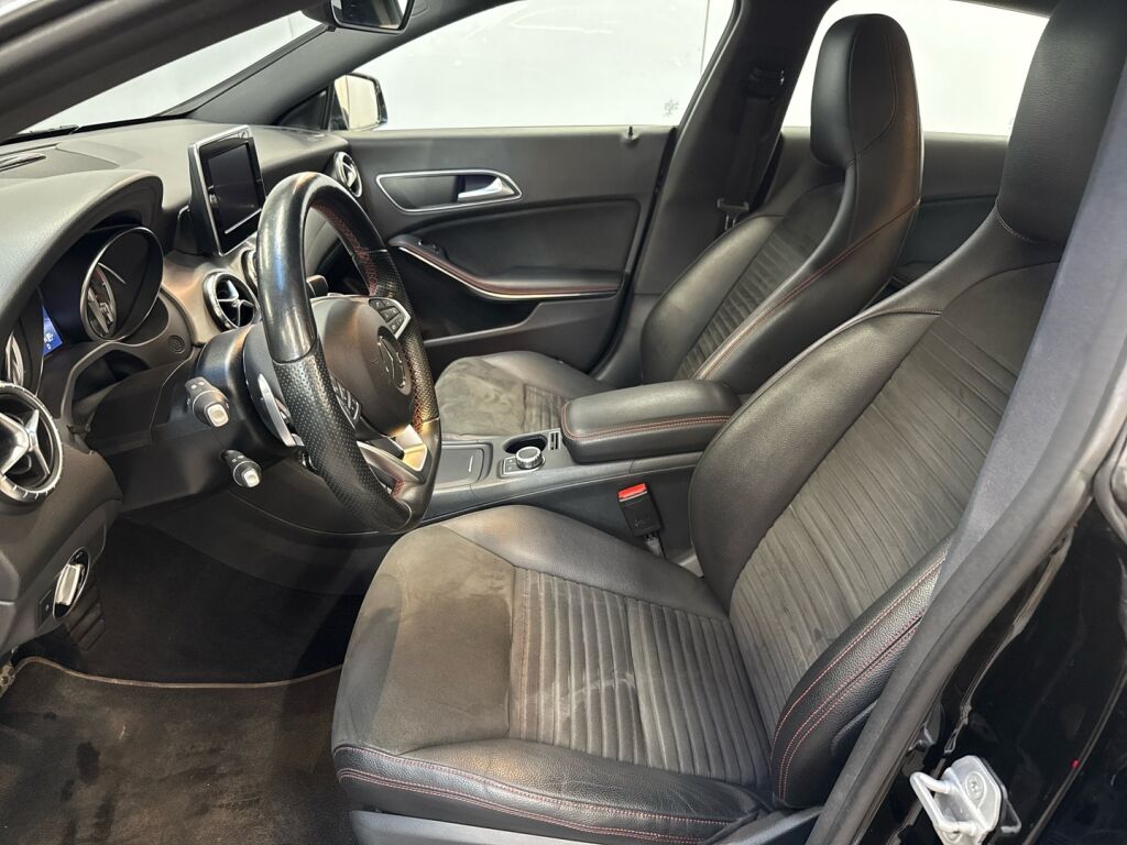 Mercedes-Benz CLA 2015 