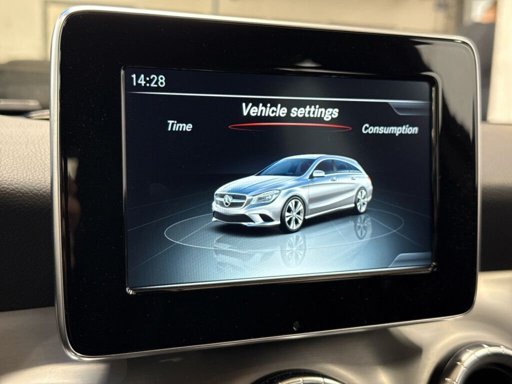 Mercedes-Benz CLA 2015 