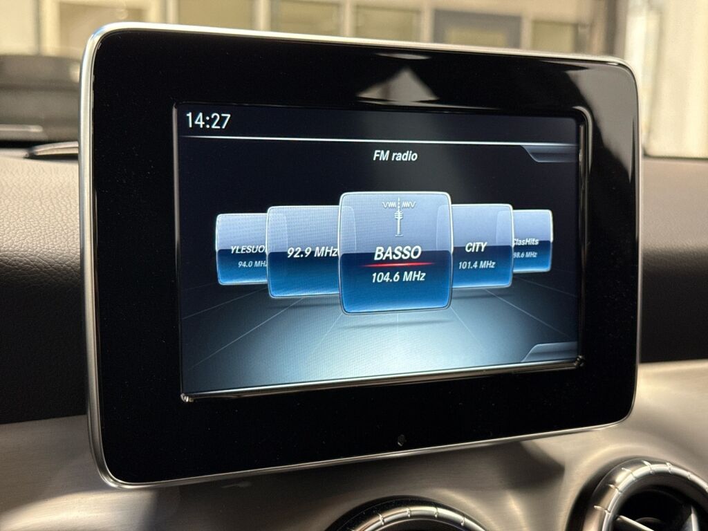 Mercedes-Benz CLA 2015 