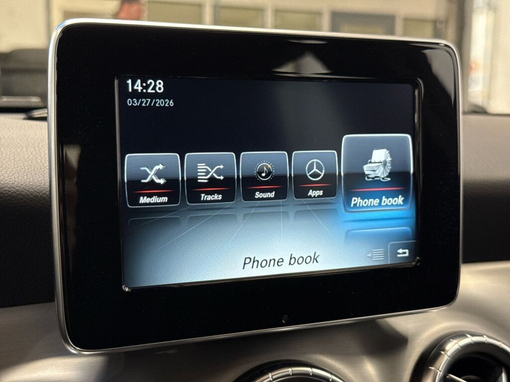 Mercedes-Benz CLA 2015 
