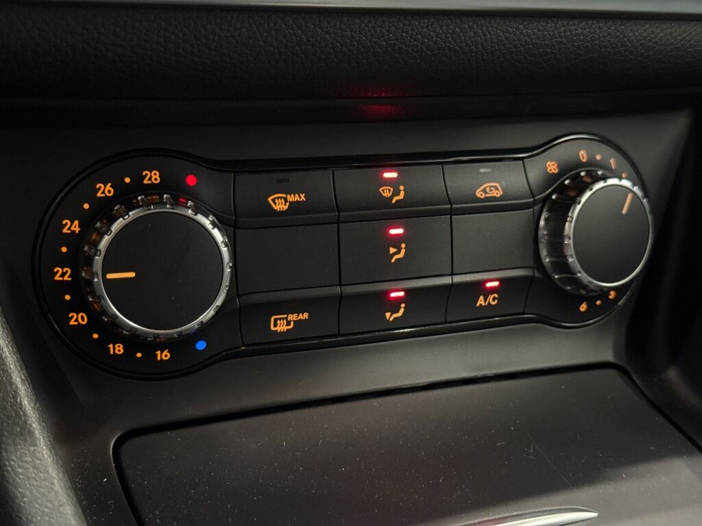 Mercedes-Benz CLA 2015 
