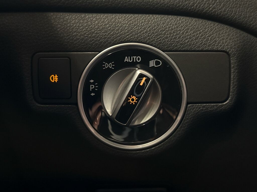 Mercedes-Benz CLA 2015 