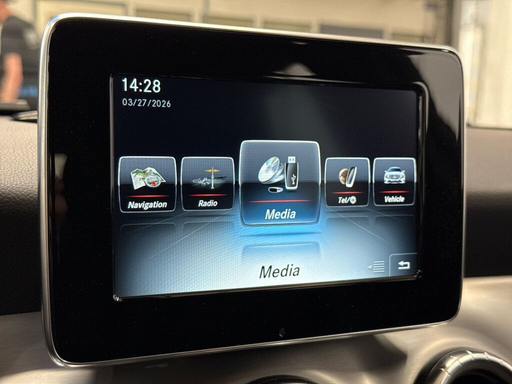 Mercedes-Benz CLA 2015 