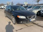 Volvo V70 2011 Musta