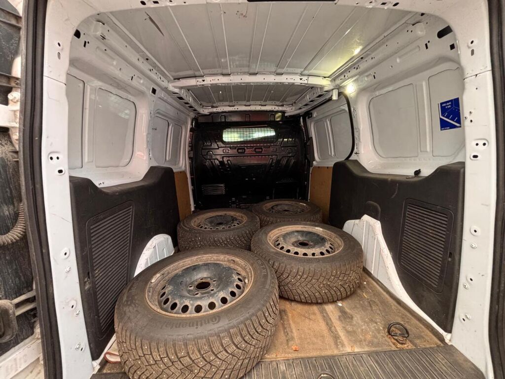 Ford Transit Connect 2016 Valkoinen