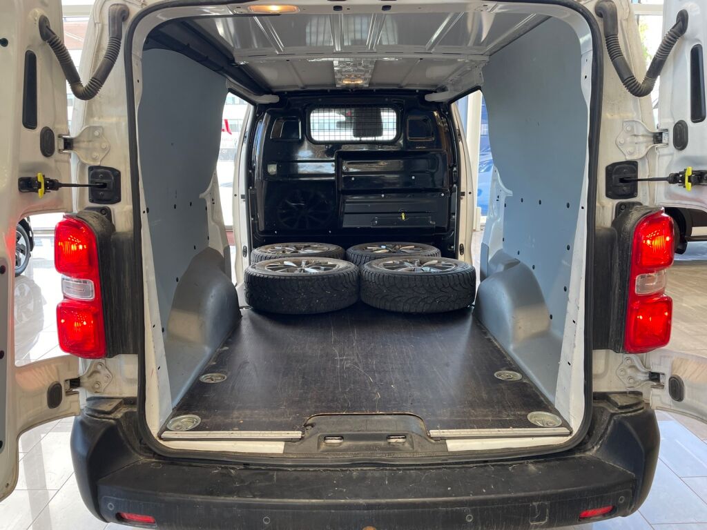 Toyota Proace 2020 Valkoinen