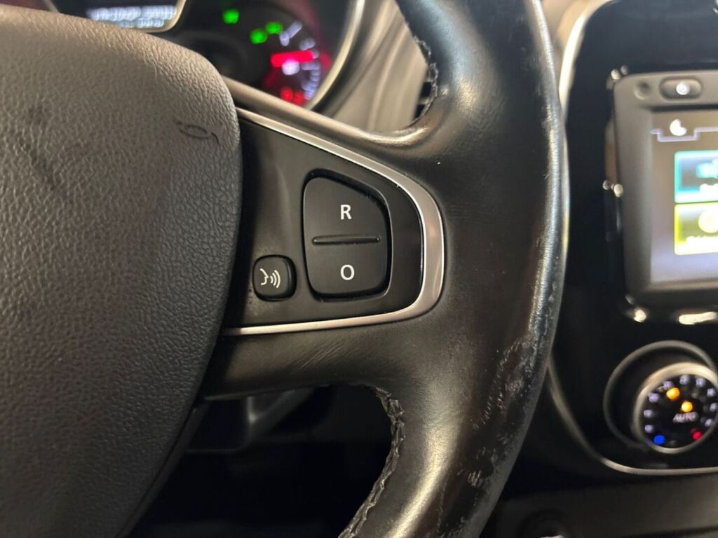 Renault Captur 2019 Punainen