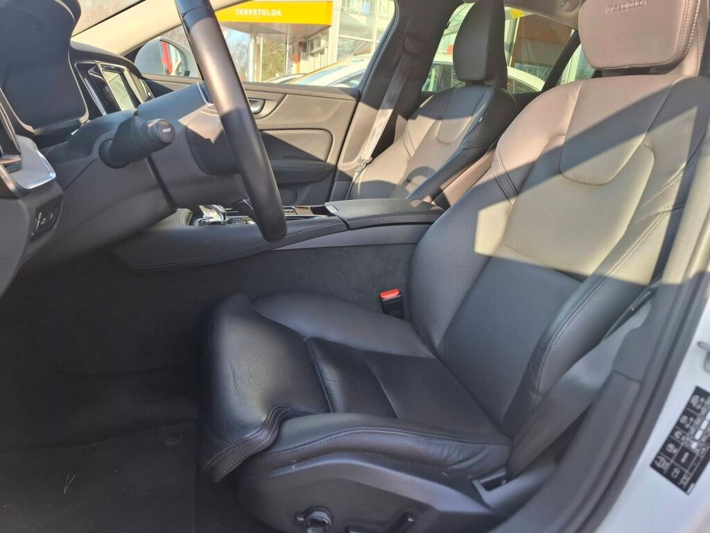 Volvo S60 2020 Valkoinen