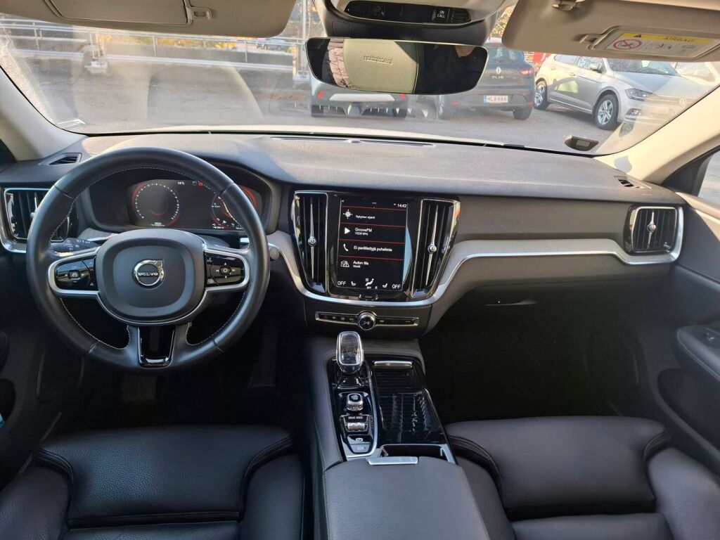 Volvo S60 2020 Valkoinen