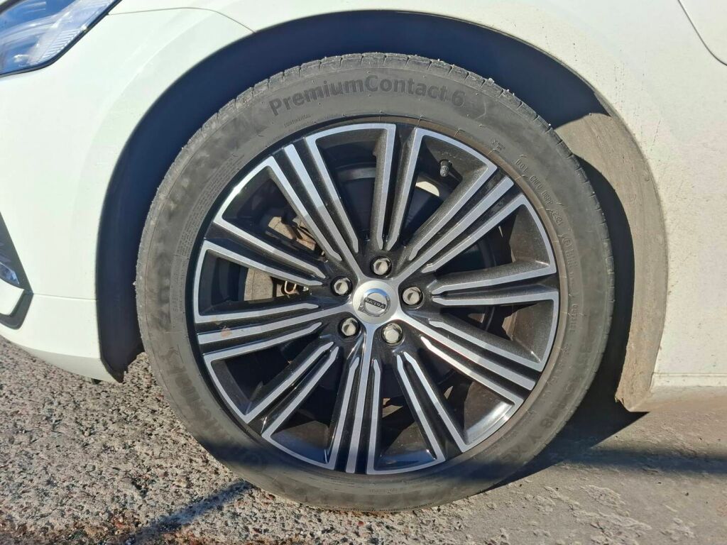 Volvo S60 2020 Valkoinen
