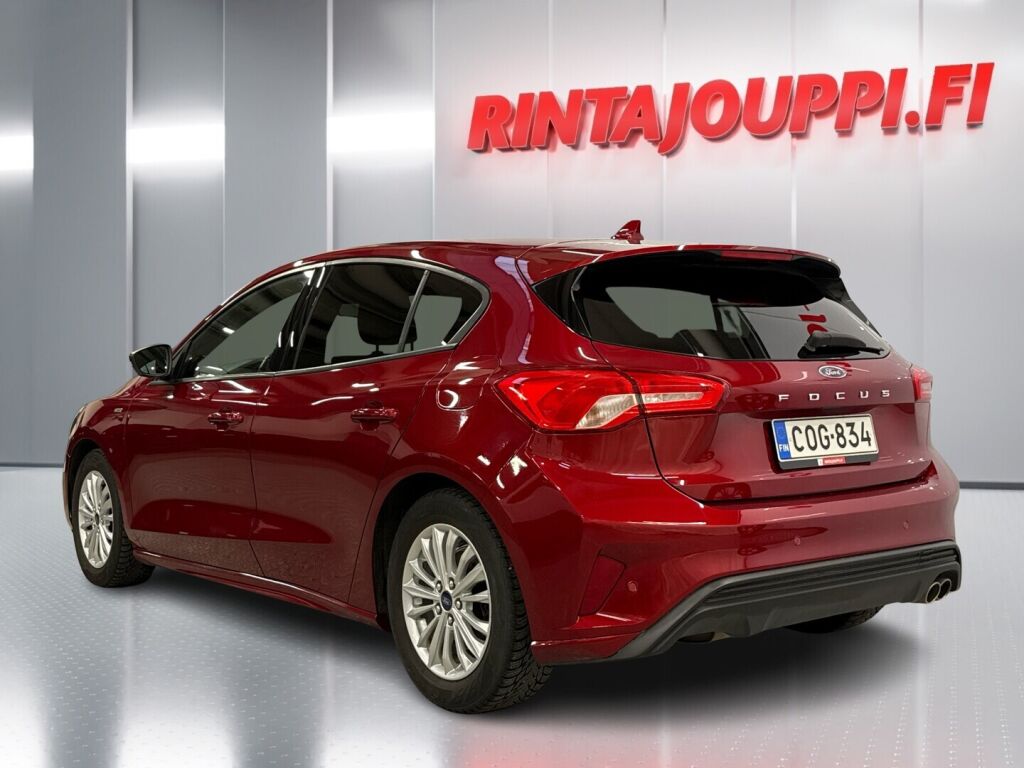 Ford Focus 2020 Punainen