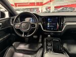 Volvo V60 2020 Musta