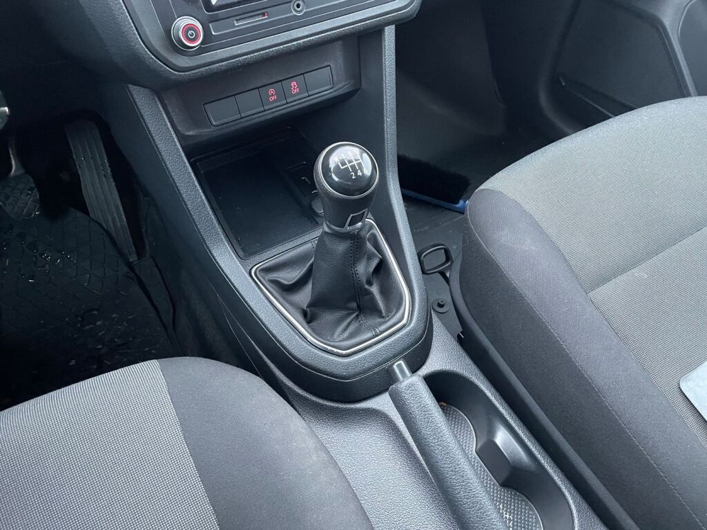 Volkswagen Caddy 2020 Punainen