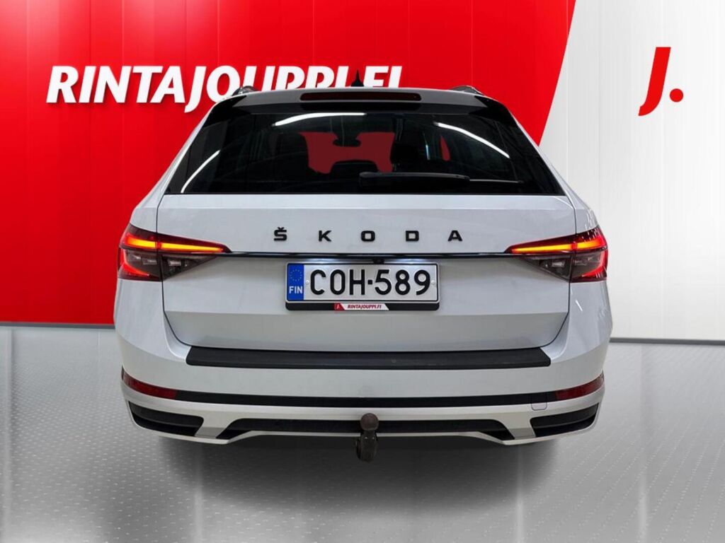 Skoda Superb 2020, photo 6/37