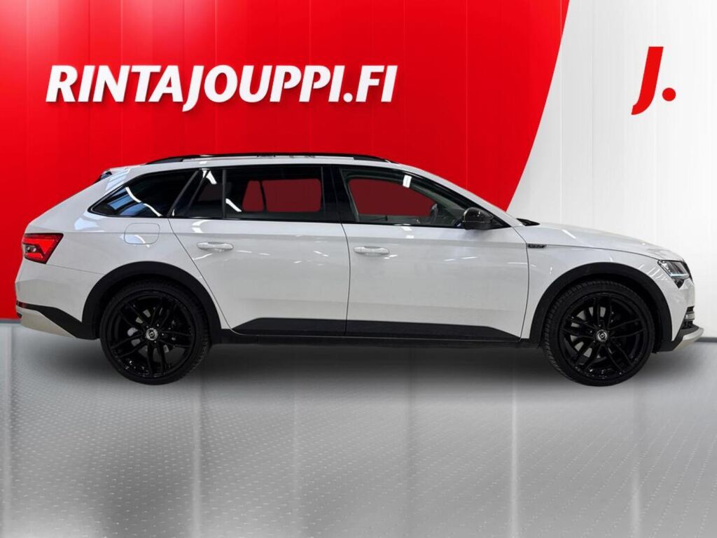 Skoda Superb 2020, photo 7/37