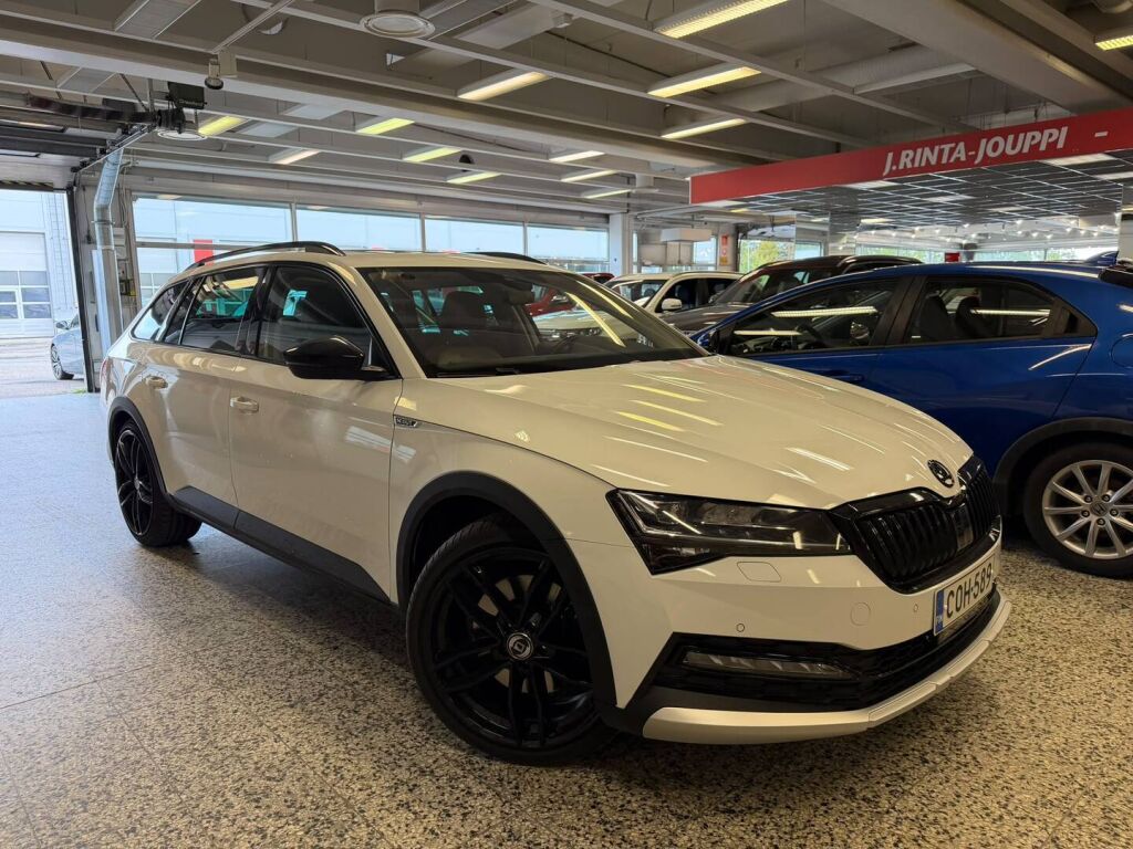 Skoda Superb 2020 Valkoinen
