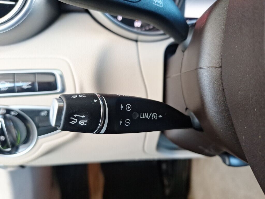 Mercedes-Benz C 2015 Harmaa