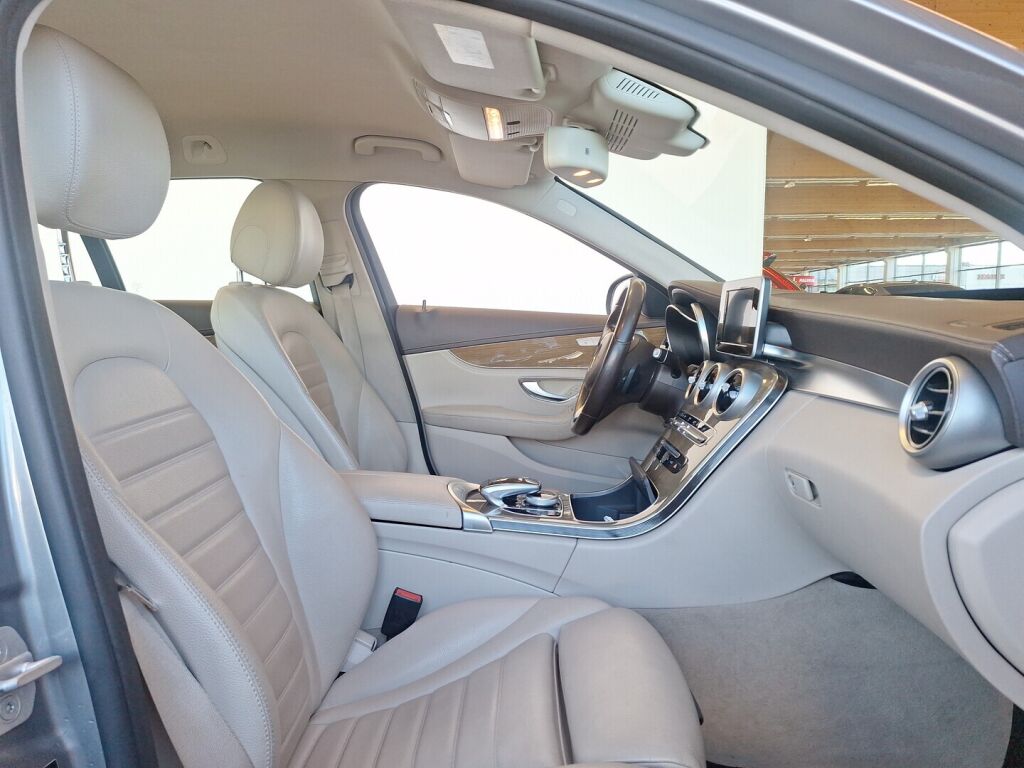 Mercedes-Benz C 2015 Harmaa