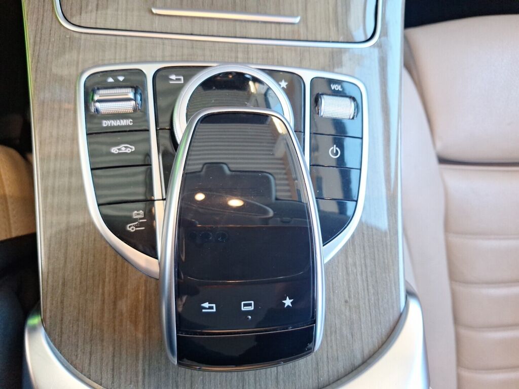 Mercedes-Benz C 2015 Harmaa