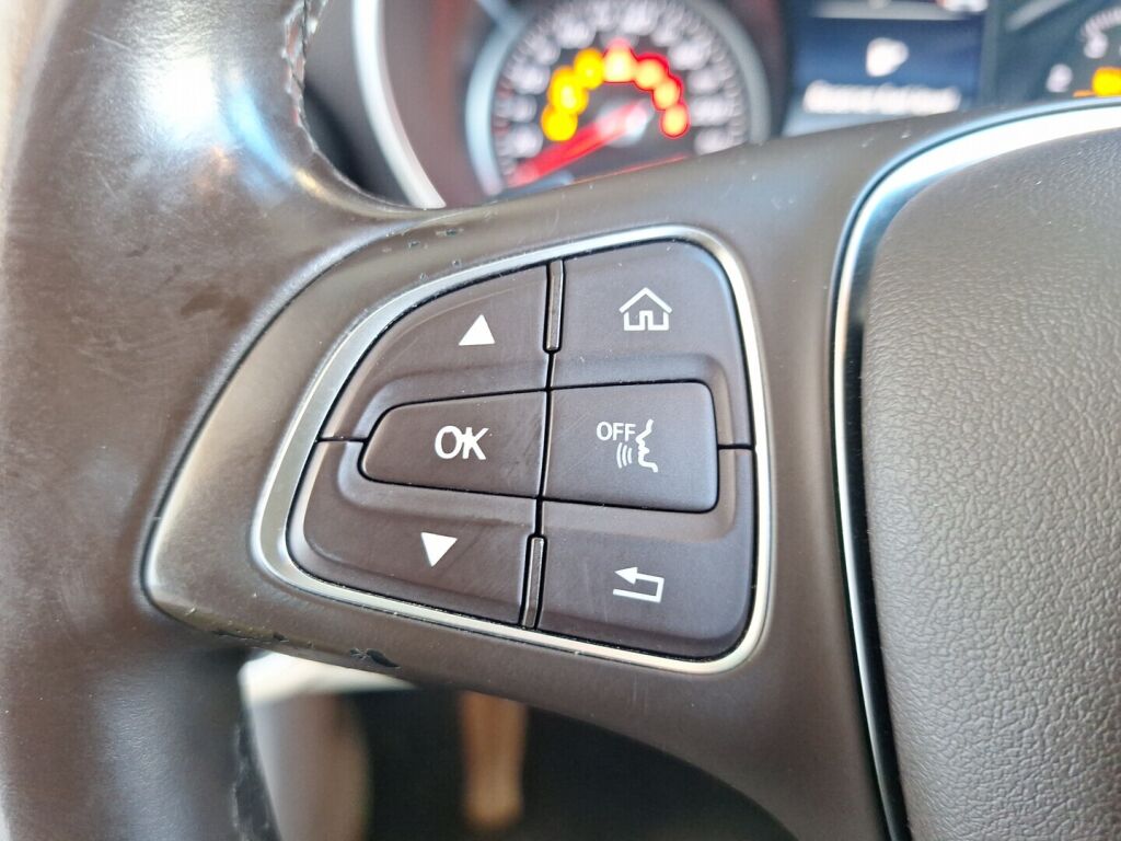 Mercedes-Benz C 2015 Harmaa