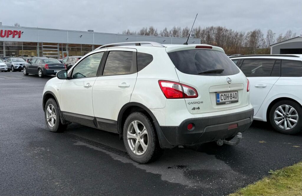 Nissan Qashqai 2010 Valkoinen
