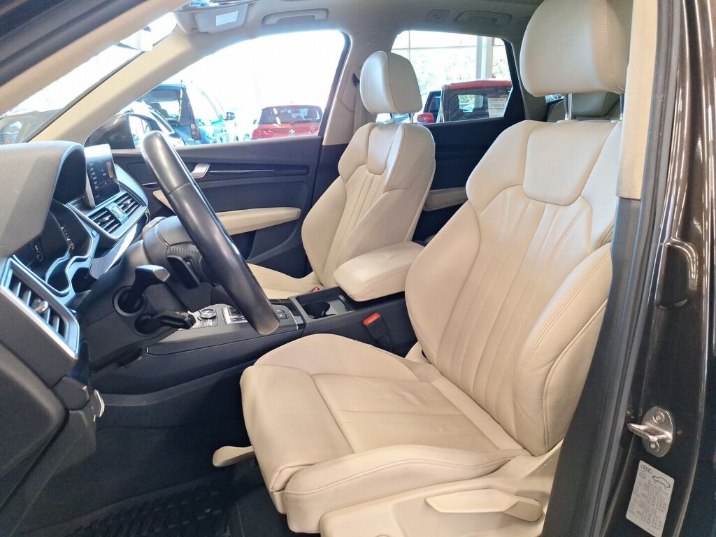 Audi Q5 2020 Ruskea (beige)