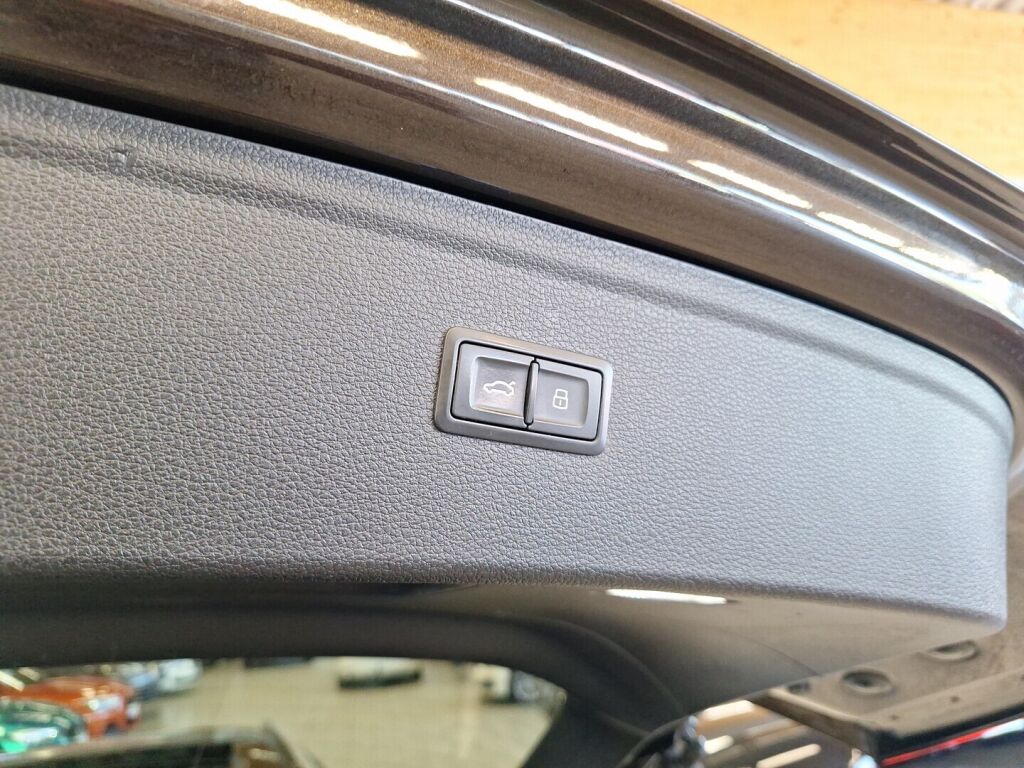 Audi Q5 2020 Ruskea (beige)