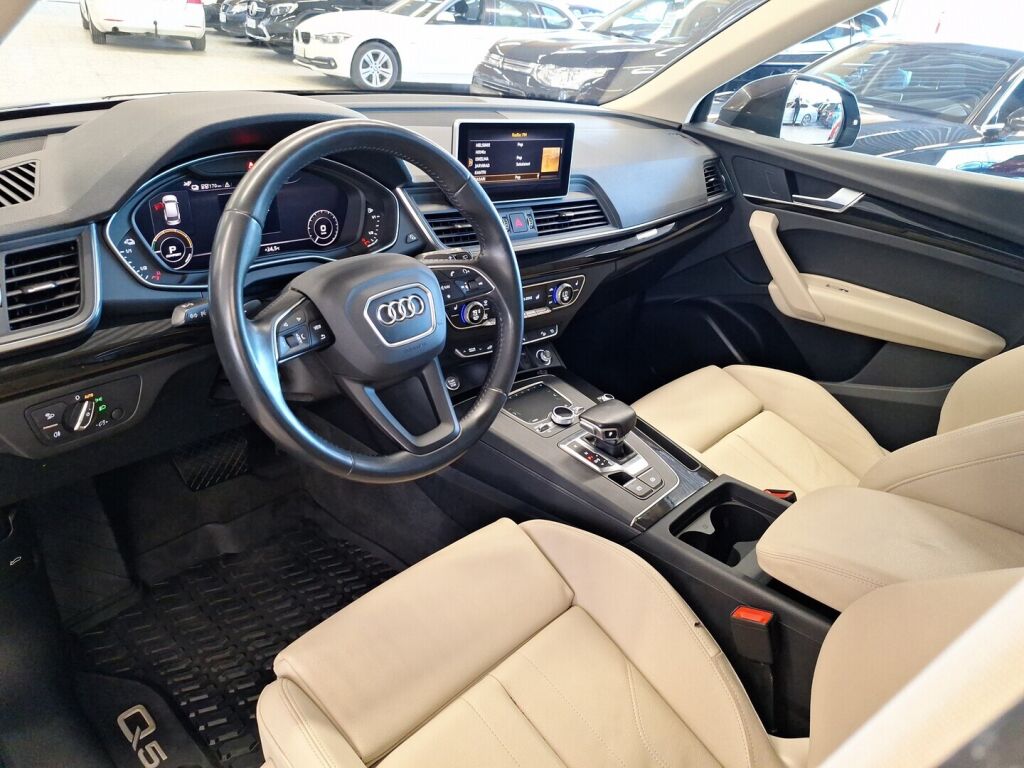 Audi Q5 2020 Ruskea (beige)