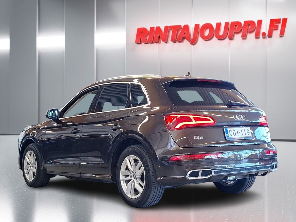 Audi Q5 2020 Ruskea (beige)