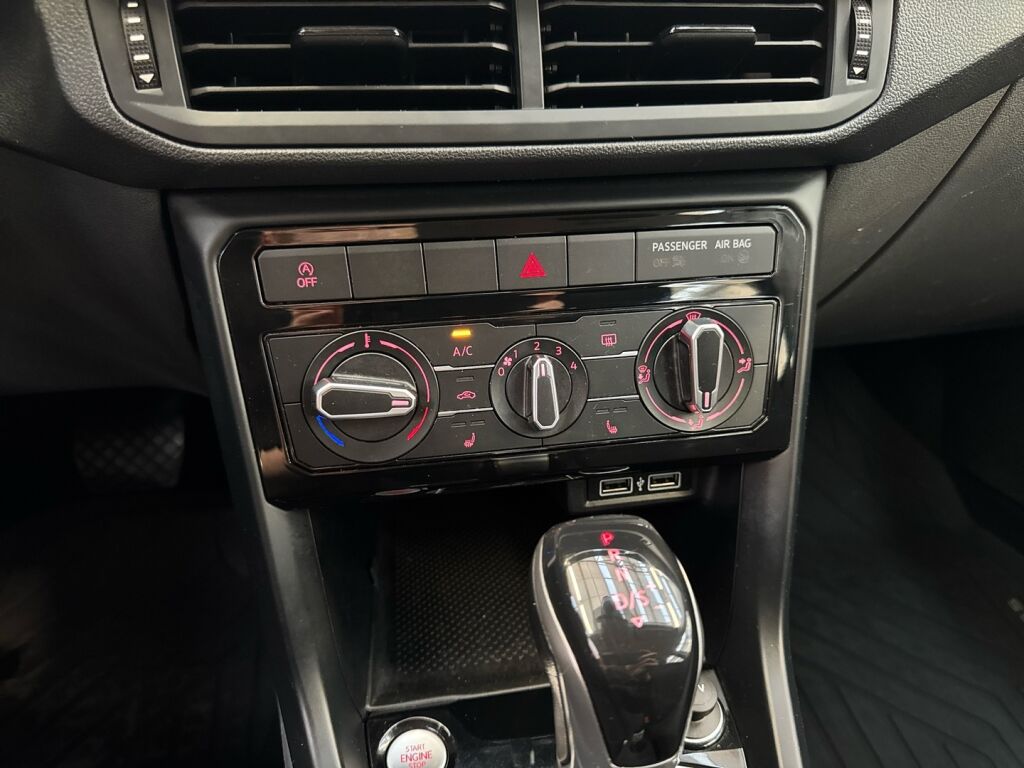 Volkswagen T-Cross 2020 Musta