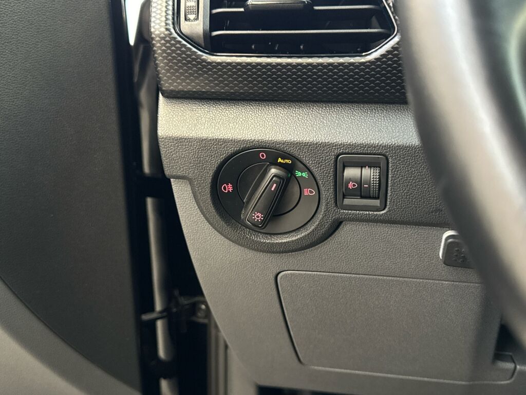 Volkswagen T-Cross 2020 Musta