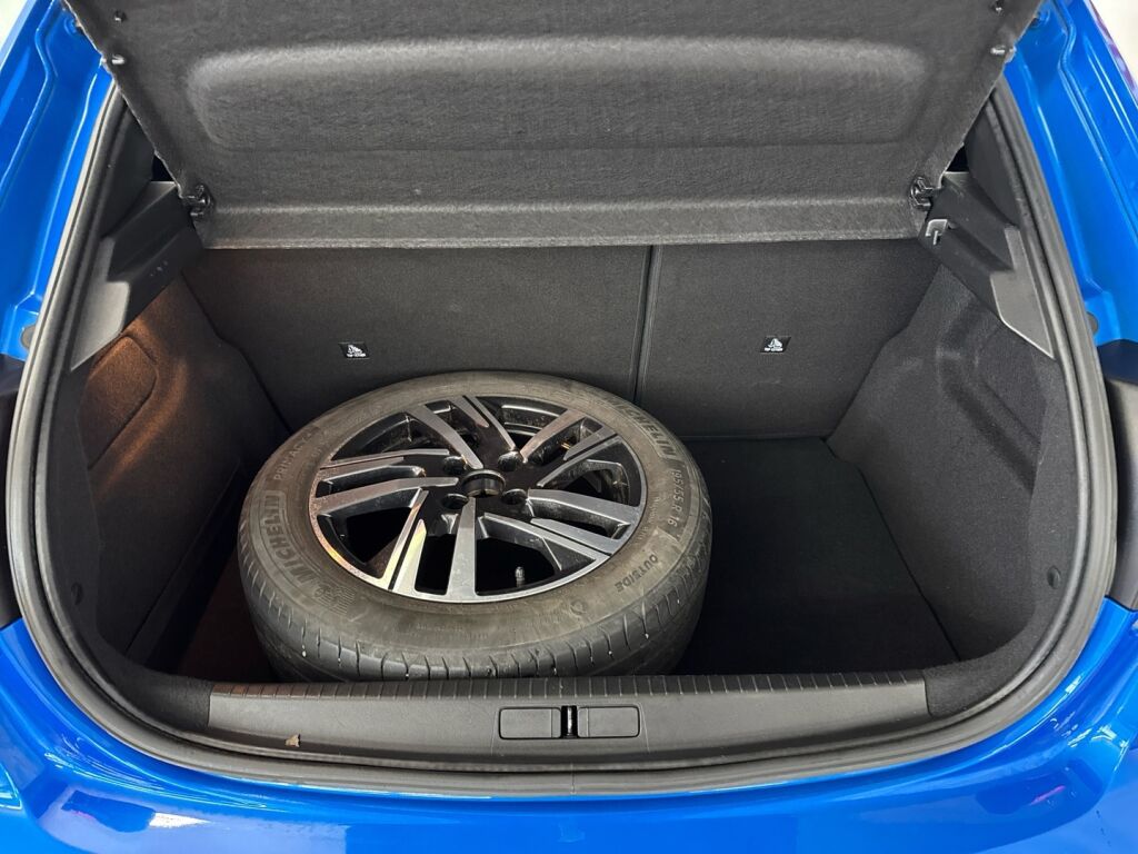 Peugeot 208 2020 Sininen