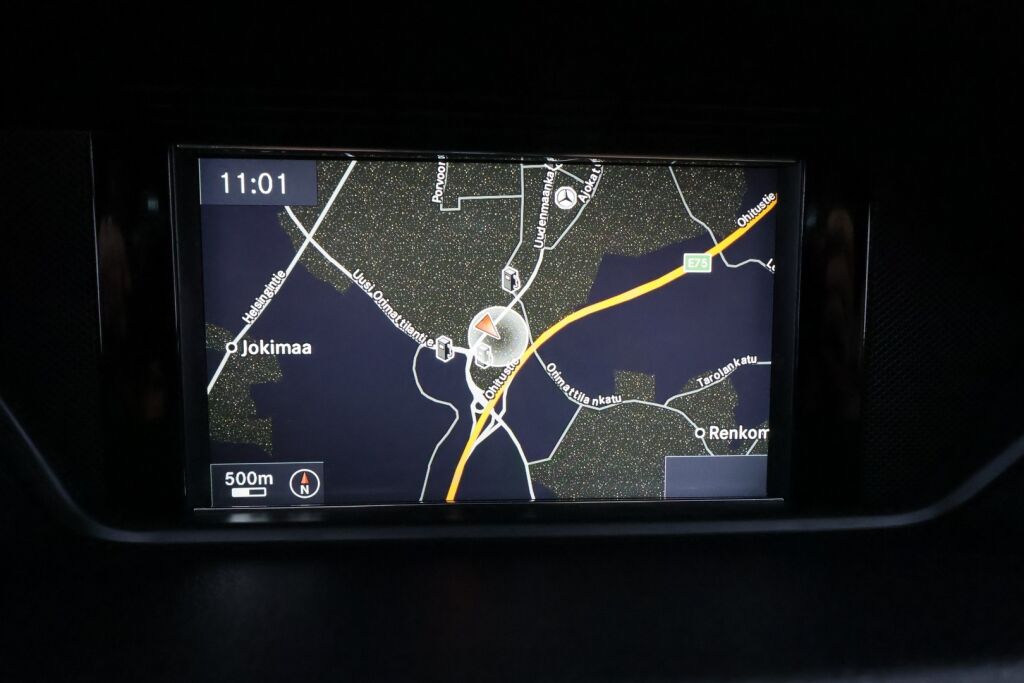 Mercedes-Benz E 2013 Musta